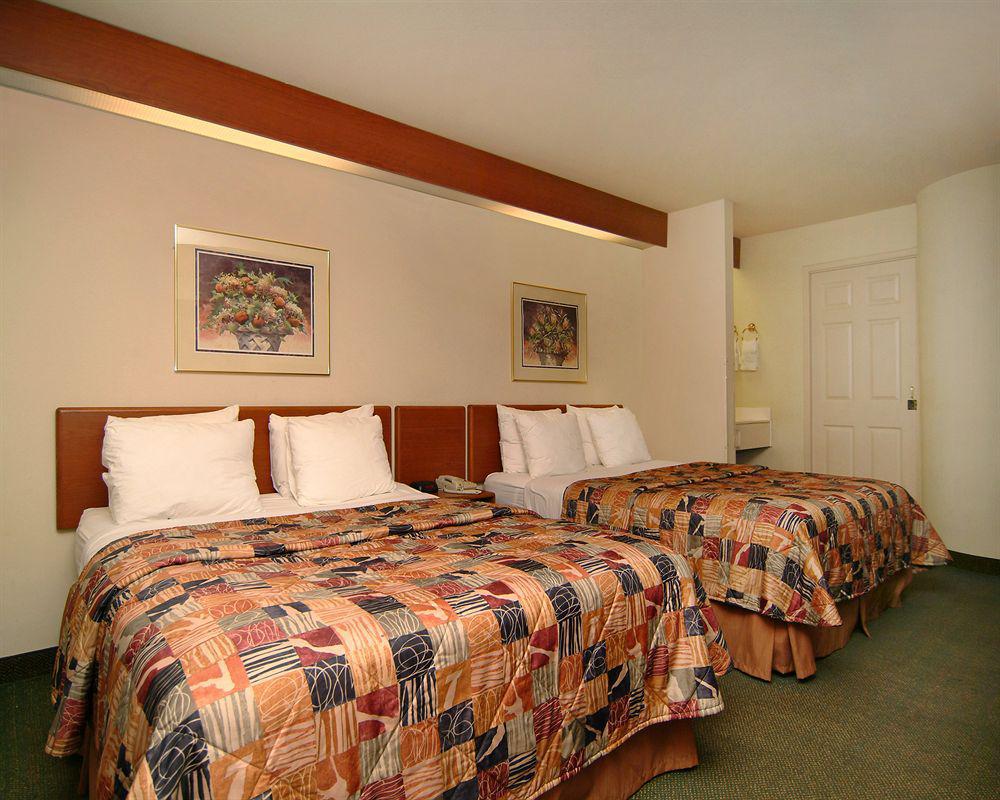 Sleep Inn Beaufort Room photo